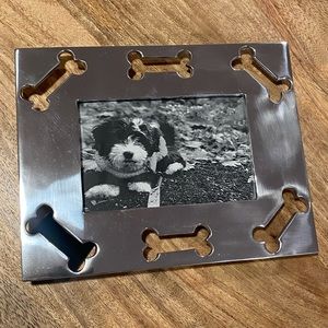 Mariposa Open Dog Bone Border 4x6 Frame